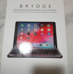 BRYDGE keyboard for 10.5 in. iPad Air and iPad Pro